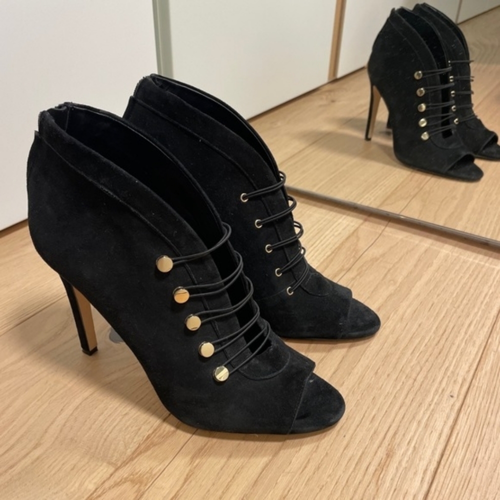 Karl Lagerfeld Suede Chic Black Lace-Up Heels Size 7.5
